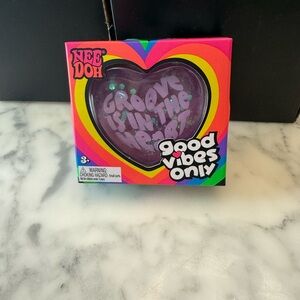 Good vibes Nee doh